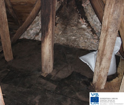 Foto6 Ociscen podest spletka